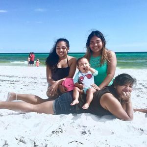 Meet your Posher, Ana